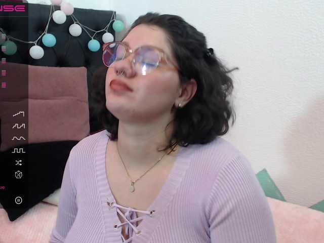 Foto's Angijackson_ @remain for make my week happyI really like to see you on camera and see how you enjoy it for me, I want to see how your cum comes out for meMake me feel like a queen and you will be my kingFav vibs 44, 88 and 111 Make me squirt rigth now for 654 tkn