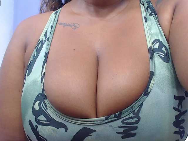 Foto's curvymommyy ♥ Torture my pussy with tokens @Goal @remain tks SQUIRT♥ ♥ PVT ON ❤FULL PRIVATE INCLUDES FREE LUSH CONTROL as a gift ASK ME FOR THE LINKS AND MAKE ME SQUIRT❤♥